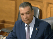 Kris Mayes’ Response to Federal Agents Tackle US Senator