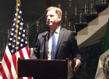Stanton Argues Against ICE Blocks Congressional Access to Arizona Detention Center