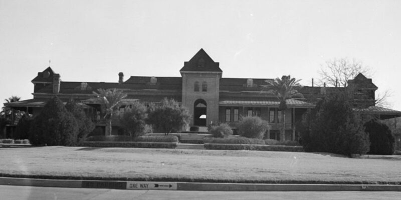 Arizona's Officials Mayes and Kelly Wish Tucson A Happy 250th Birthday