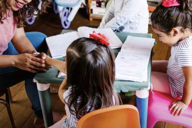Online Program Managers Empower Latino Students
