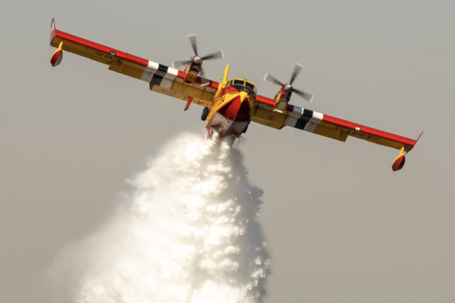 Bridger Aerospace Aircraft Helping Fight Wildfires in Arizona