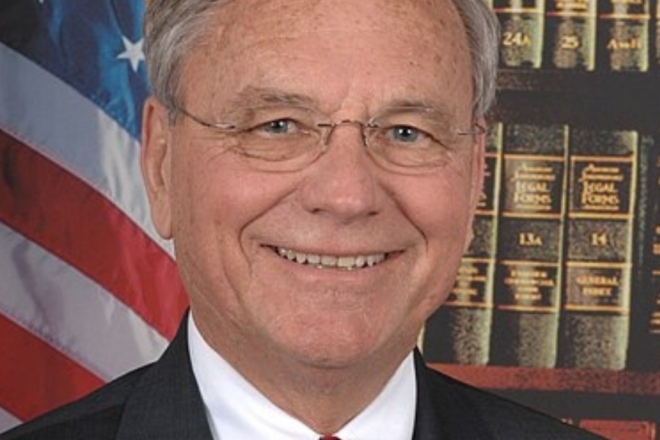 Arizona Officials Pay Respects to Harry Mitchell