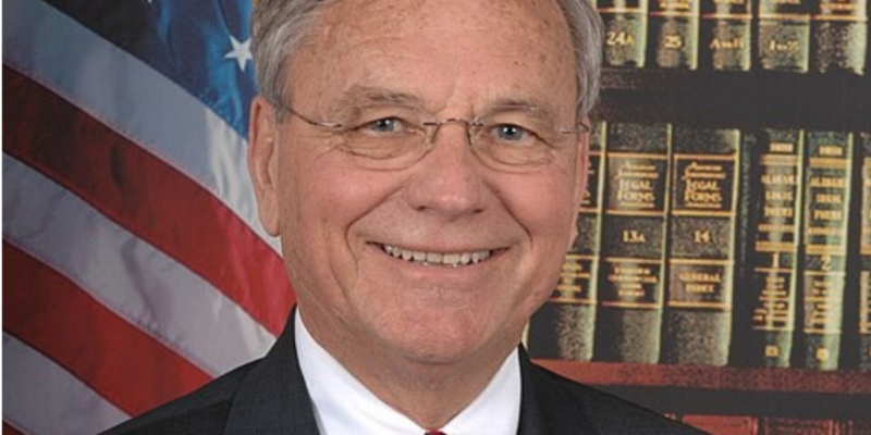 Arizona Officials Pay Respects to Harry Mitchell